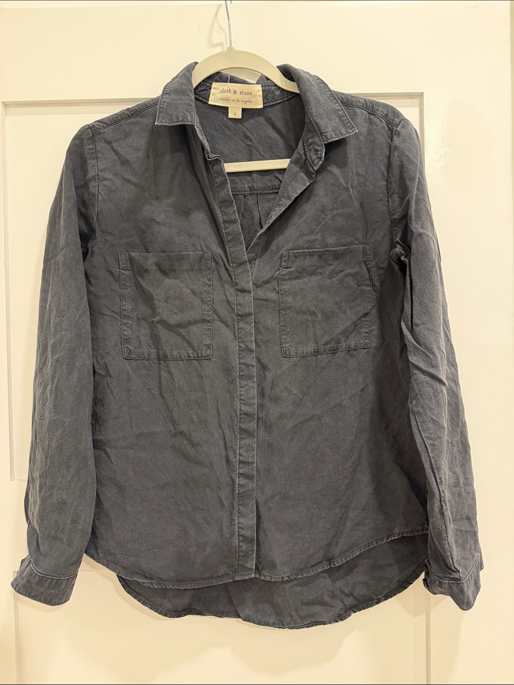 cloth & stone washed black button-up shirt- small
